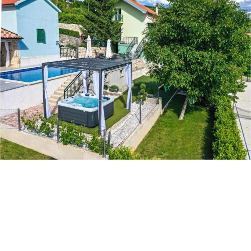 Awesome Home In Poljica Imotska With Wifi