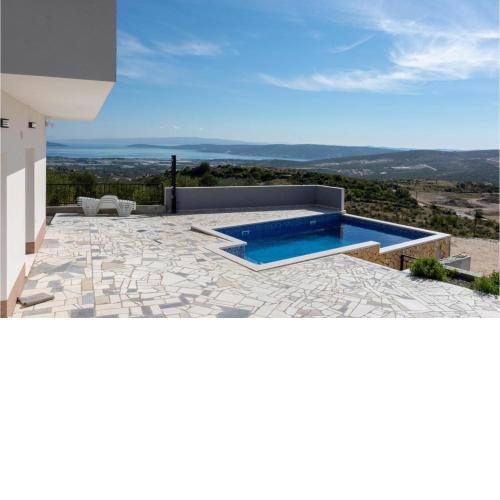 Awesome Home In Prgomet With Wifi
