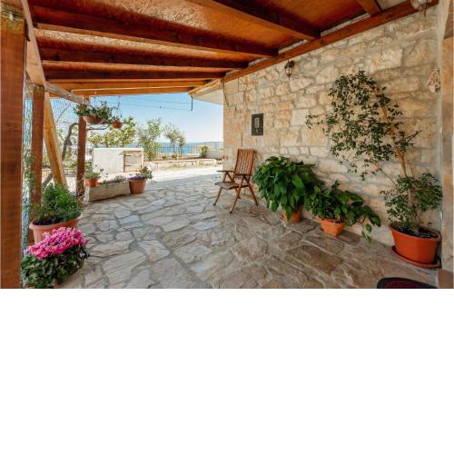 Awesome Home In Seget Donji With House Sea View