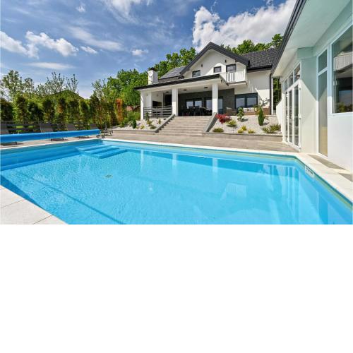 Awesome Home In Stubicke Toplice With Sauna