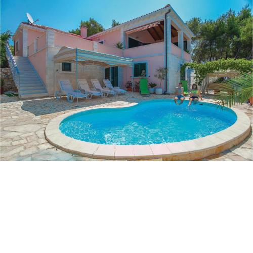 Awesome Home In Vela Luka With Wifi