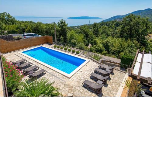 Awesome Home In Veprinac With Wifi
