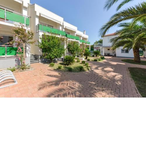 Batimat Apartments