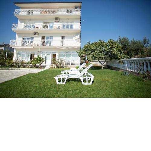 Beach Studio Apartment Ivana