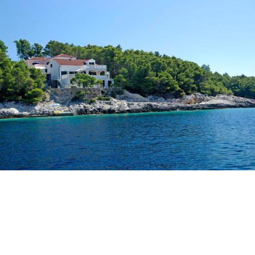 Beachfront Apartment in Tri Porte, with sea view, terrace, air conditioning, WiFi 5208-2