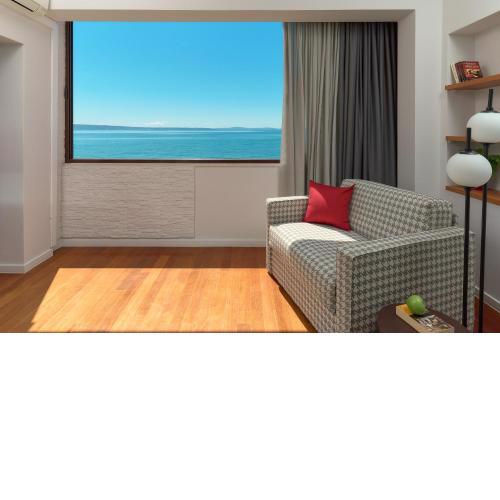 Beachfront Apartment Toma