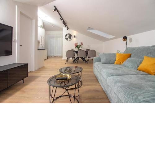 Beachside Apartment Attico