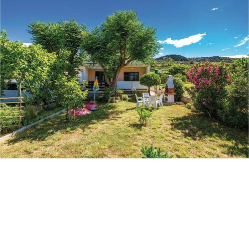 Beautiful Apartment In Banjol With Wifi