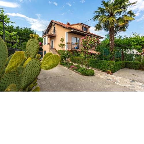 Beautiful Apartment In Matulji With Wifi