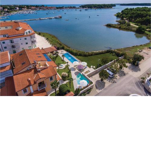 Beautiful Apartment In Medulin With Wifi