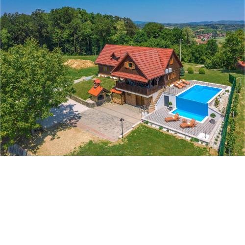 Beautiful Home In Bedenica With Wifi