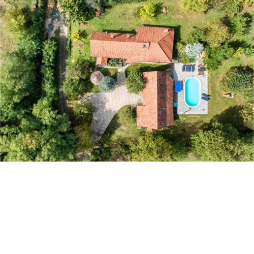 Beautiful Home In Breznica With Kitchen