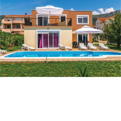 Beautiful Home In Kastel Kambelovac