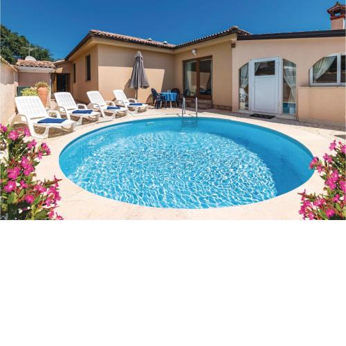 Beautiful Home In Marcana With Wifi