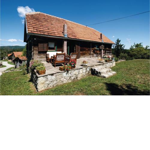 Beautiful Home In Ozalj With Wifi