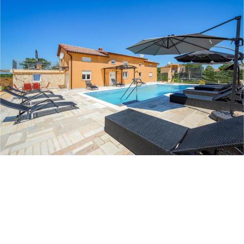Beautiful Home In Savicenta With Sauna