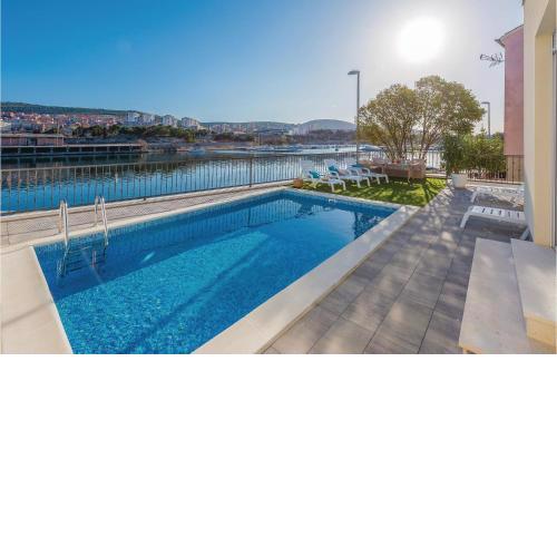 Beautiful Home In Sibenik With Kitchen
