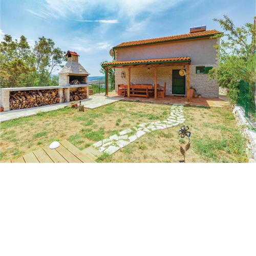 Beautiful Home In Silo With House Sea View