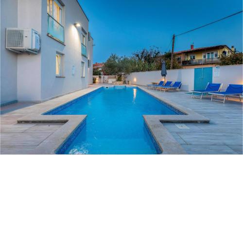 Beautiful Home In Umag With Wifi
