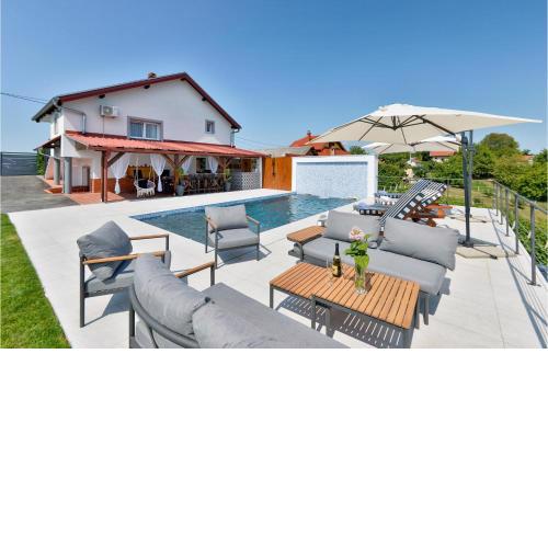Beautiful Home In Vrtlinovec With Sauna