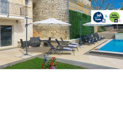 Beautiful Istrian Villa Patrick with a pool