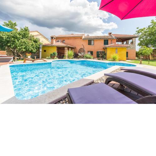 Beautiful villa Loreta with private pool near Pula and Rovinj