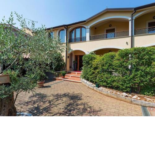 Bed and Breakfast Kolo Adults only