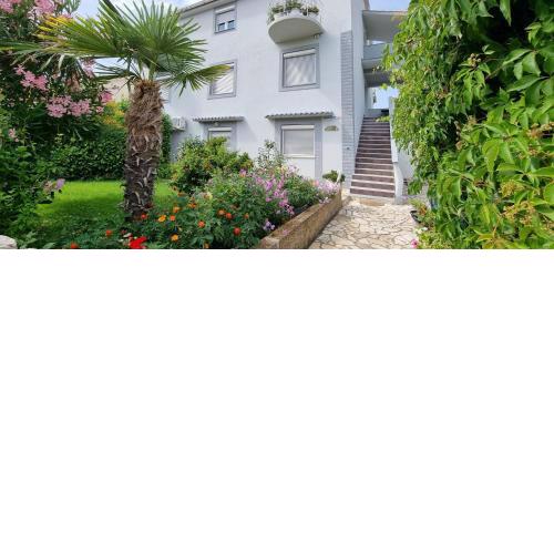 Bella Nina Apartments