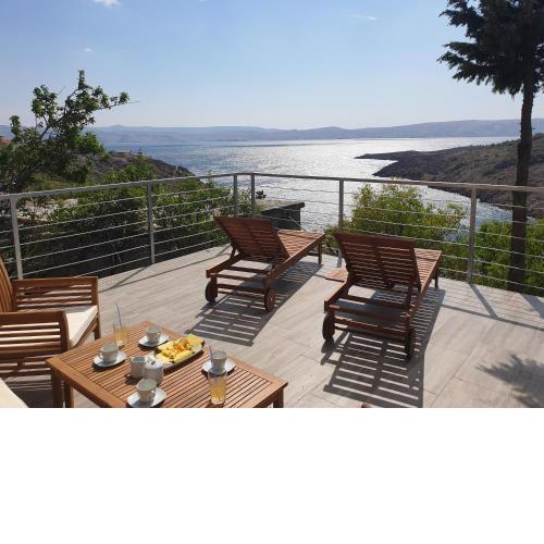 BEST VIEW APARTMENTS CESARICA
