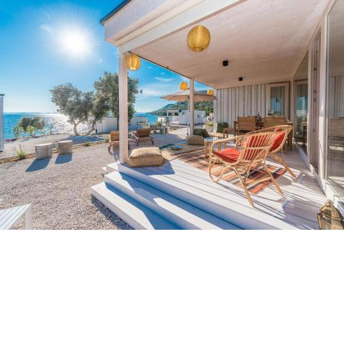 BUQEZ Eco Resort - direkt am Meer