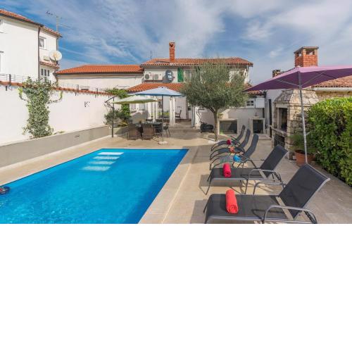 Casa Maura