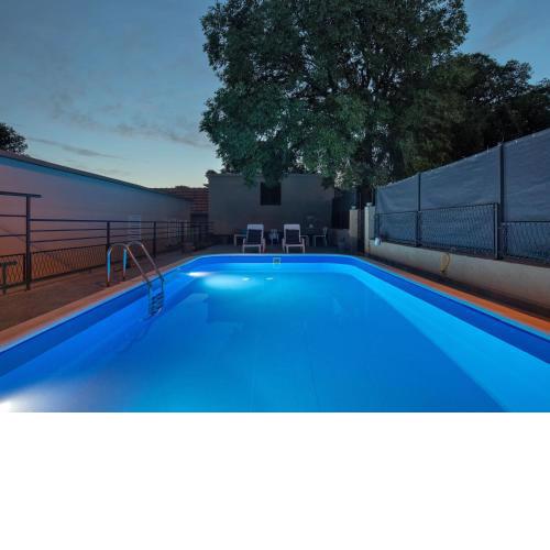 Charming holiday home with private swimming pool big terrace, near national park