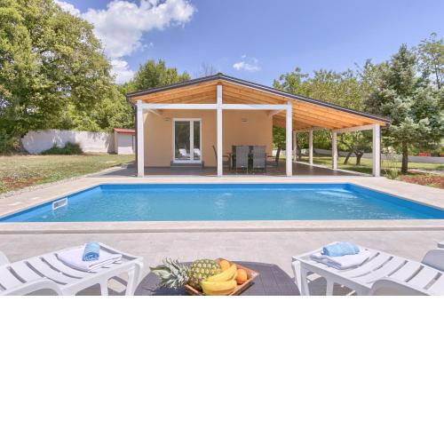 Charming House Noelene