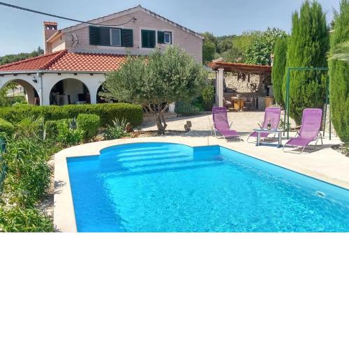 Charming Villa Nika with the pool