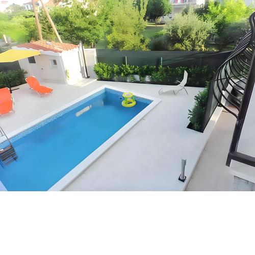 Comfortable Apartment in Kastel Novi Shared Pool 47m²