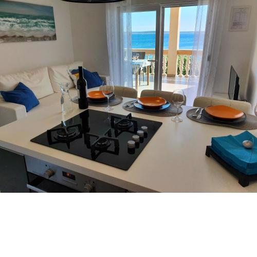 Comfortable family apt Iris 20m from beach in Mandre