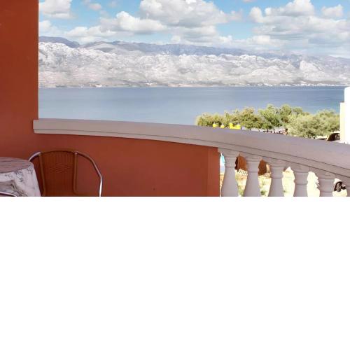 Cozy apartment in Razanac 34 m² with sea and mountain view