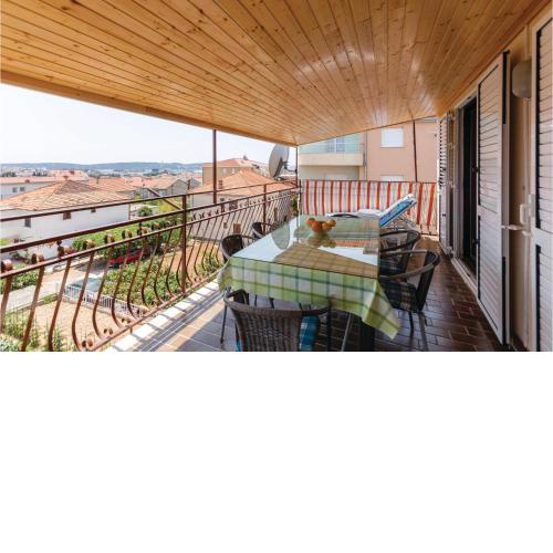 Cozy Apartment In Trogir With Wifi