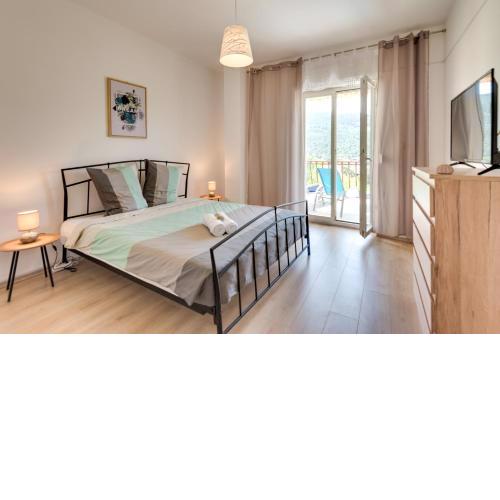Cozy Apartment Stana in Grebastica