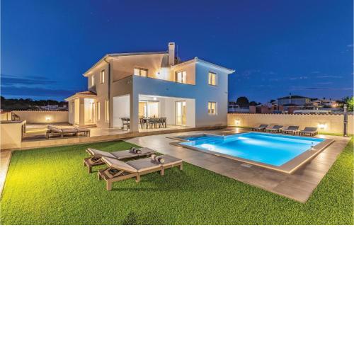 Cozy Home In Galizana With Wifi