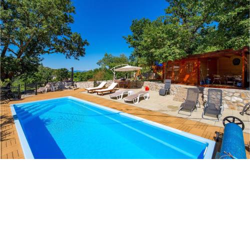 Cozy Home In Moscenicka Draga With Kitchen