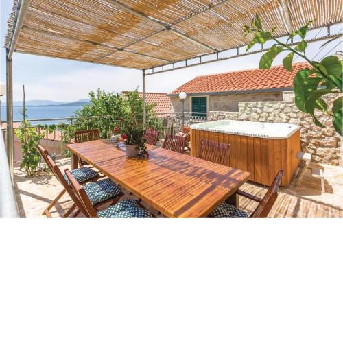Cozy Home In Podgora With House A Panoramic View