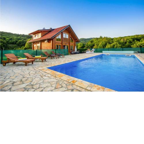 Cozy Home In Prokike With Sauna