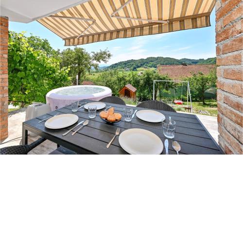 Cozy Home In Tuheljske Toplice With Kitchen