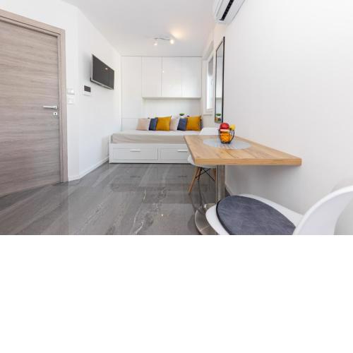 Cozy new studio SHOOKA - SPLIT with free private garage spot