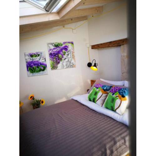 cres art studio kuning apartment
