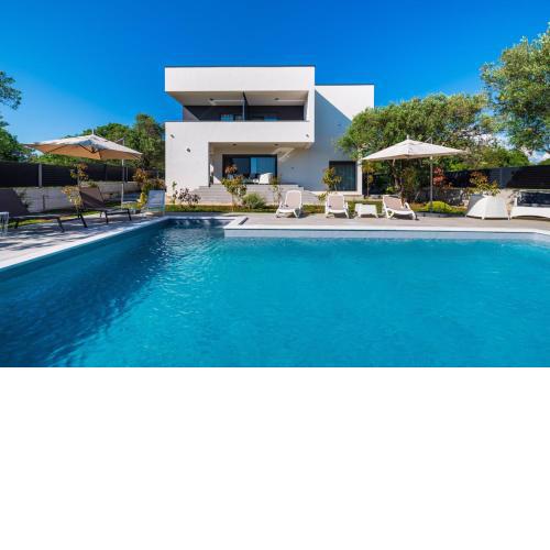 CROWONDER Sun Dance Apartments with Heated Swimming Pool Seaview and Garden