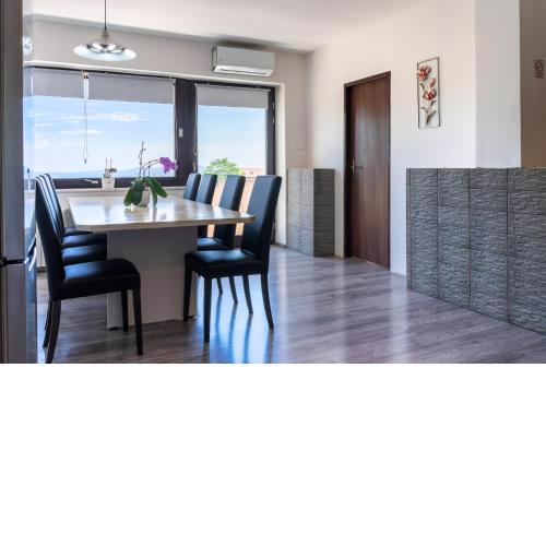 Dakota apartment 6+2
