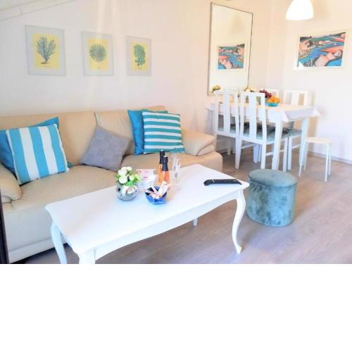 Deep Blue Apartment