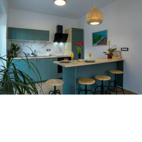 Deluxe Apartment and Studio "Nona Fa"
